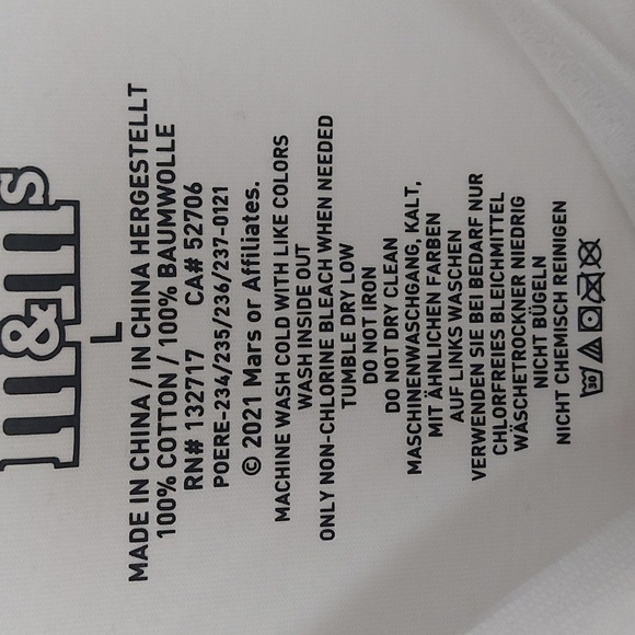 NWT M&M World Rainbow Studded Short Sleeve Tshirt Size Large - Picture 6 of 6